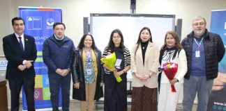 FIA reconoce a mujeres por su aporte a la innovación en la agricultura del Biobío. Premiación FIA 2025
