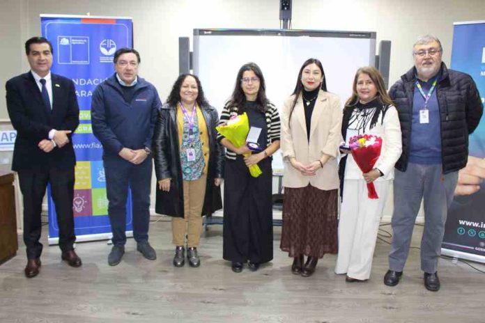 FIA reconoce a mujeres por su aporte a la innovación en la agricultura del Biobío. Premiación FIA 2025