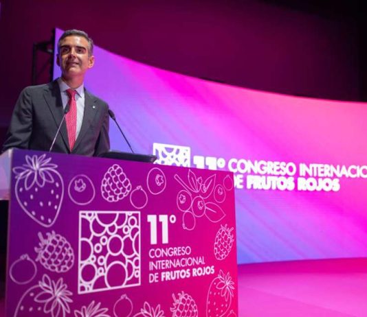 XI Congreso Internacional de Frutos Rojos XI Congreso Internacional de Frutos Rojos