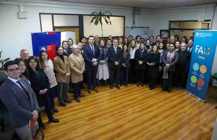 Chile invertirá USD 39 millones en una alianza público-privada para masificar la agricultura y ganadería regenerativa Chile invertirá USD 39 millones en una alianza público-privada para masificar la agricultura y ganadería regenerativa