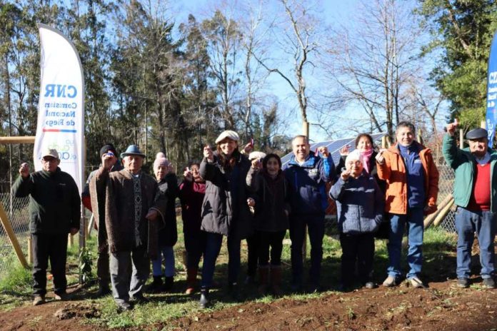 Con inversión superior a $280 millones inauguran 18 proyectos de riego fotovoltaico en Freire y presentan a nuevo Coordinador Regional de la CNR Con inversión superior a $280 millones inauguran 18 proyectos de riego fotovoltaico en Freire y presentan a nuevo Coordinador Regional de la CNR