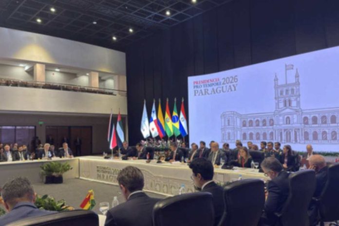 Ecuador afianza vínculos en el Mercosur