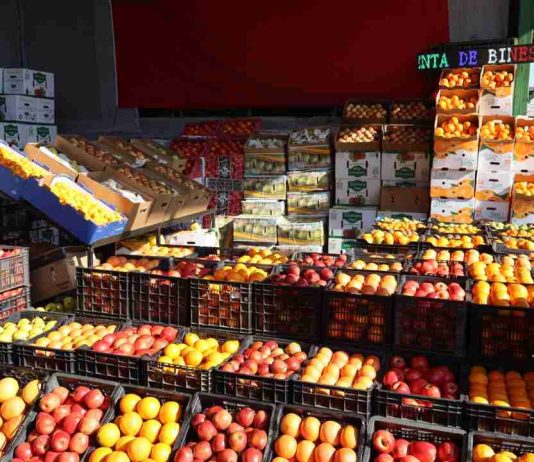 Este invierno se registra alta disponibilidad de cítricos y un abastecimiento estable de manzanas para el invierno Este invierno se registra alta disponibilidad de cítricos y un abastecimiento estable de manzanas para el invierno