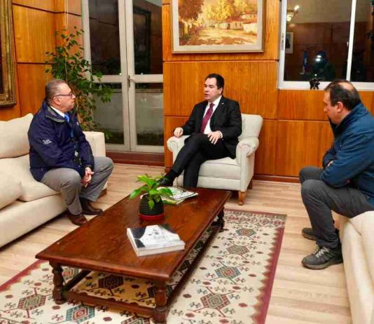 Fortalecimiento de la seguridad hídrica en Ñuble: presentan a nuevo coordinador regional de la CNR Fortalecimiento de la seguridad hídrica en ñuble: presentan a nuevo coordinador regional de la CNR