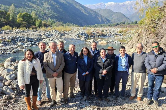 Subsecretario Venezian revisa los avances del proyecto Embalse Bollenar en Rengo Subsecretario Venezian revisa los avances del proyecto Embalse Bollenar en Rengo