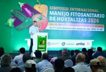 Reportaje | Avances en sanidad vegetal y nutrición biológica: Carlos Meza expone el modelo regenerativo de Terragénesis en los principales foros agrícolas de México Reportaje | Avances en sanidad vegetal y nutrición biológica: Carlos Meza expone el modelo regenerativo de Terragénesis en los principales foros agrícolas de México