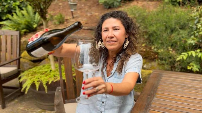 Dos chilenas vuelven a destacar entre los referentes internacionales de la comunicación del vino