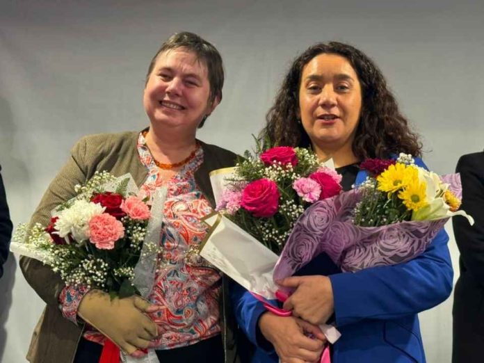 Entregan Premio Nacional Mujer Agroinnovadora a dos mujeres de la Región de Los Lagos Entregan Premio Nacional Mujer Agroinnovadora a dos mujeres de la Región de Los Lagos