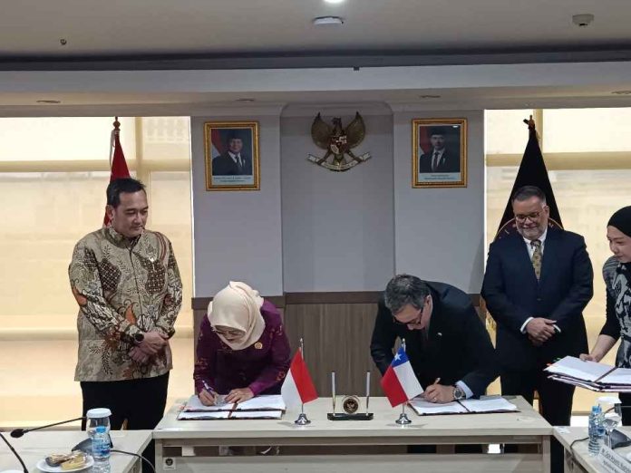 Indonesia reconoce a Chile como país libre de mosca de la fruta Indonesia reconoce a Chile como país libre de mosca de la fruta