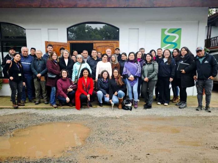 Medio centenar de profesionales del agro de Quillota y alrededores fortalecen sus capacidades en agricultura regenerativa Medio centenar de profesionales del agro de Quillota y alrededores fortalecen sus capacidades en agricultura regenerativa