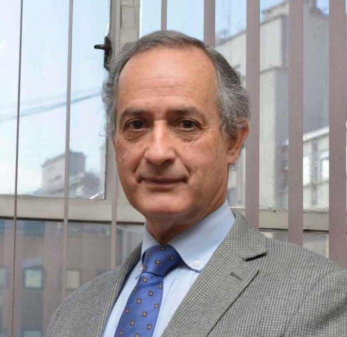 Óscar Cristi, Investigador del Centro de Gestión y Tecnologías de Eficiencia del Agua de Duoc UC Óscar Cristi, Investigador del Centro de Gestión y Tecnologías de Eficiencia del Agua de Duoc UC