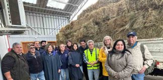 SAVAL F.G. entrega 500 fardos de forraje a pequeños agricultores afectados por lluvias e inundaciones