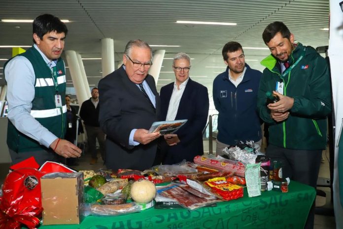 Aeropuerto Santiago de chile y ministerio de agricultura informan aumento de viajes con mascotas y llaman a prepararse con anticipación Aeropuerto Santiago de chile y ministerio de agricultura informan aumento de viajes con mascotas y llaman a prepararse con anticipación