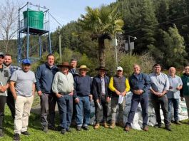 Subsecretario Venezian encabeza apoyo a productores afectados por sistemas frontales y aborda iniciativas de riego y desarrollo lechero en Ñuble Subsecretario Venezian encabeza apoyo a productores afectados por sistemas frontales y aborda iniciativas de riego y desarrollo lechero en Ñuble