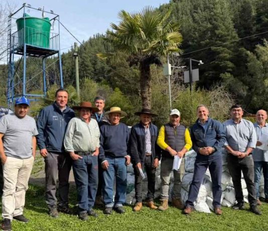 Subsecretario Venezian encabeza apoyo a productores afectados por sistemas frontales y aborda iniciativas de riego y desarrollo lechero en Ñuble Subsecretario Venezian encabeza apoyo a productores afectados por sistemas frontales y aborda iniciativas de riego y desarrollo lechero en Ñuble