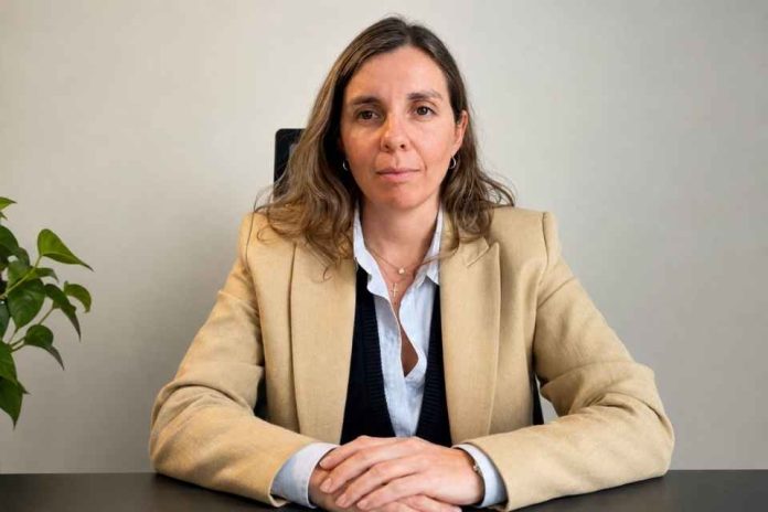 Columna de opinión Mujeres que exportan del primer envío a una estrategia sostenible Columna de opinión | Mujeres que exportan: del primer envío a una estrategia sostenible
