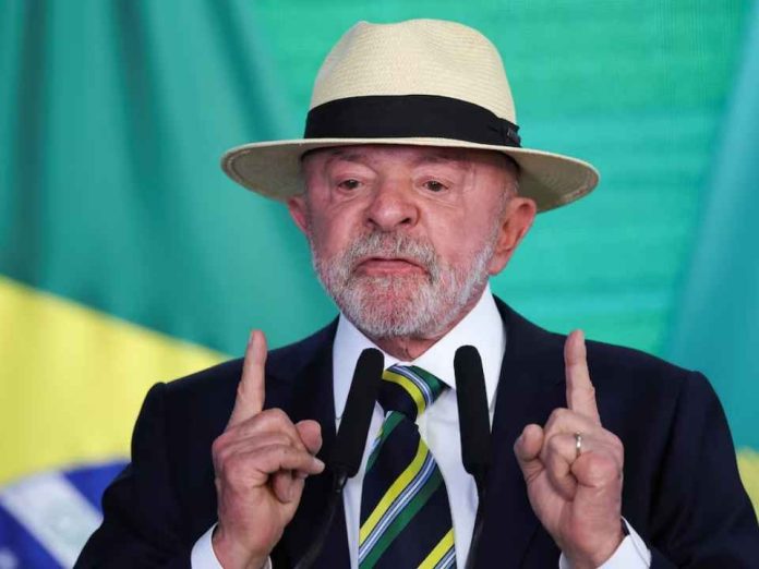 El gobierno de Brasil amenaza con represalias contra la Unión Europea tras el veto las importaciones de carne El gobierno de Brasil amenaza con represalias contra la Unión Europea tras el veto las importaciones de carne