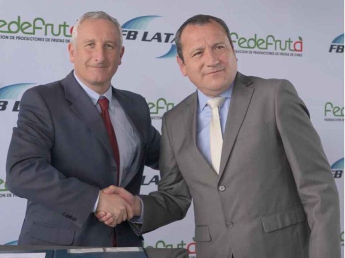 Firma de acuerdo entre Fedefruta y FB Latam Firma de acuerdo entre Fedefruta y FB Latam