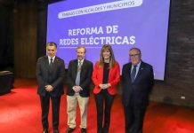 Gobierno refuerza trabajo con municipios para prevenir incendios forestales y avanzar en modernización de redes eléctricas Gobierno refuerza trabajo con municipios para prevenir incendios forestales y avanzar en modernización de redes eléctricas