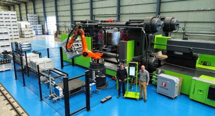 KDPack invierte en Paine más de $ 8.000 millones en la máquina inyectora de plástico más grande de Chile para producir contenedores para fruta KDPack invierte en Paine más de $ 8.000 millones en la máquina inyectora de plástico más grande de Chile para producir contenedores para fruta