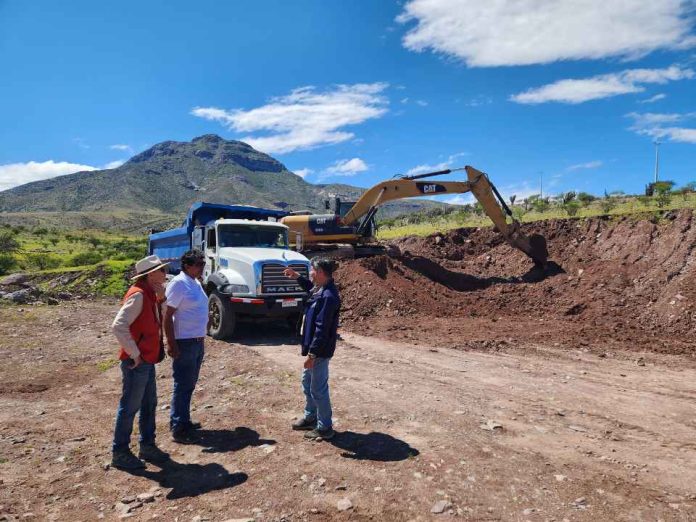 CNR y organizaciones de usuarios de Monte Patria trabajan para fortalecer la seguridad hídrica de los agricultores de la zona CNR y organizaciones de usuarios de Monte Patria trabajan para fortalecer la seguridad hídrica de los agricultores de la zona