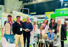 De Los Lagos al mundo: miel, gin y productos del campo buscan nuevos mercados De Los Lagos al mundo: miel, gin y productos del campo buscan nuevos mercados