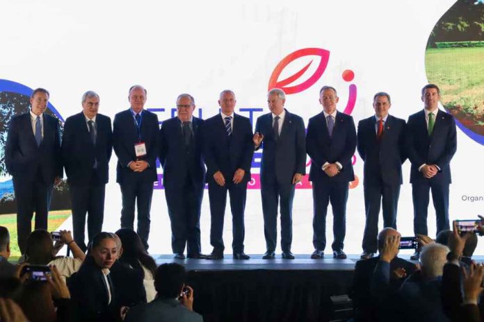 Fruittrade 2026 Perú podría superar a Chile en exportaciones de fruta en 2028 Fruittrade 2026: Perú podría superar a Chile en exportaciones de fruta en 2028 y el sector pide US$500 millones anuales para embalses