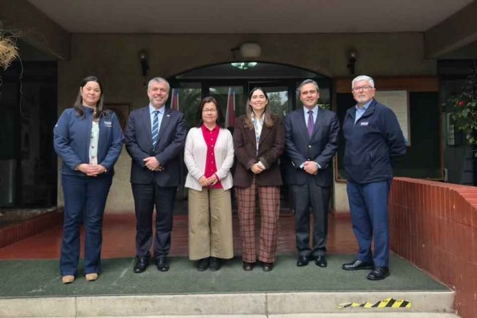 INDAP Región Metropolitana y Bienes Nacionales avanzan en alianza para apoyar la regularización de terrenos de agricultores INDAP Región Metropolitana y Bienes Nacionales avanzan en alianza para apoyar la regularización de terrenos de agricultores