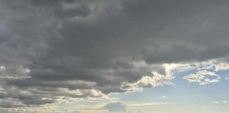 Lluvias y granizo ya dañan la fruta y retrasan la siembra de maíz en la provincia de Biobío Lluvias y granizo ya dañan la fruta y retrasan la siembra de maíz en la provincia de Biobío