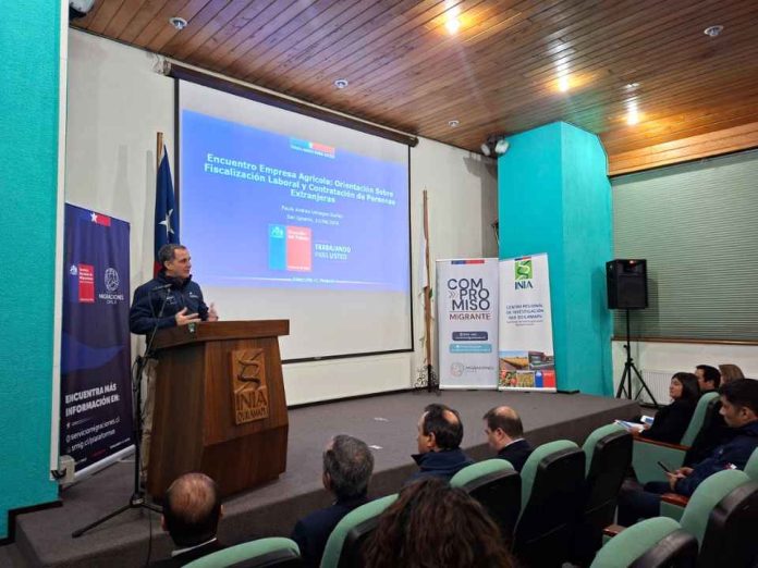 Ministerio de Agricultura y Servicio Nacional de Migraciones dan a conocer informaciones para contratación de trabajadores migrantes para temporada agrícola Ministerio de Agricultura y Servicio Nacional de Migraciones dan a conocer informaciones para contratación de trabajadores migrantes para temporada agrícola