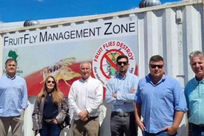SAG conoce experiencias de Sudáfrica para fortalecer el control de la mosca de la fruta