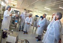 Seremi de Agricultura y dirigentes campesinos exploran tecnologías del CeTA en Coronel para avanzar en innovación alimentaria desde el Biobío Seremi de Agricultura y dirigentes campesinos exploran tecnologías del CeTA en Coronel para avanzar en innovación alimentaria desde el Biobío